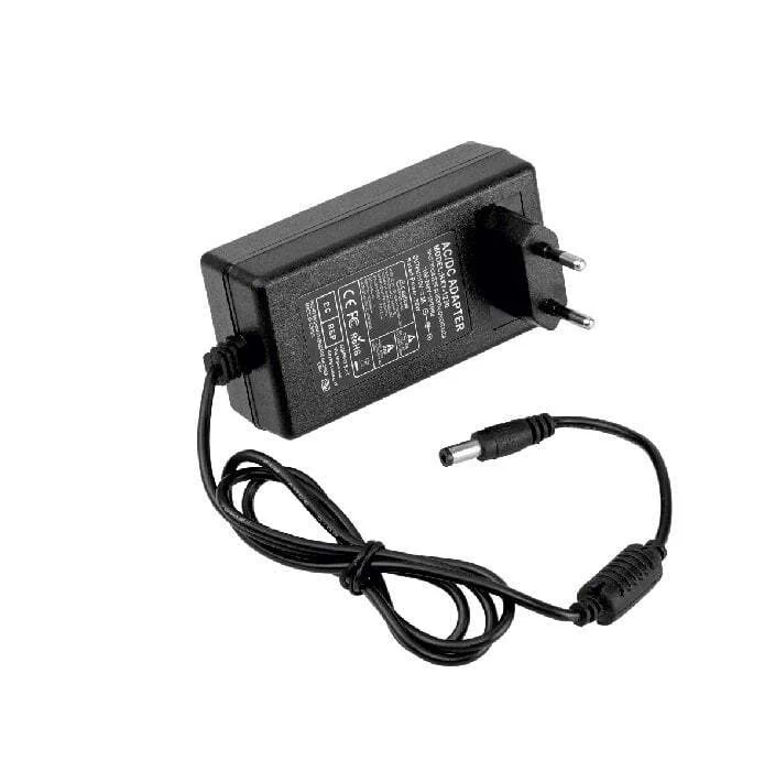 3,5A (42W) Priz Tipi Fişli Adaptör