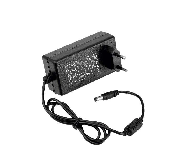 5A (60W) Priz Tipi Fişli Adaptör