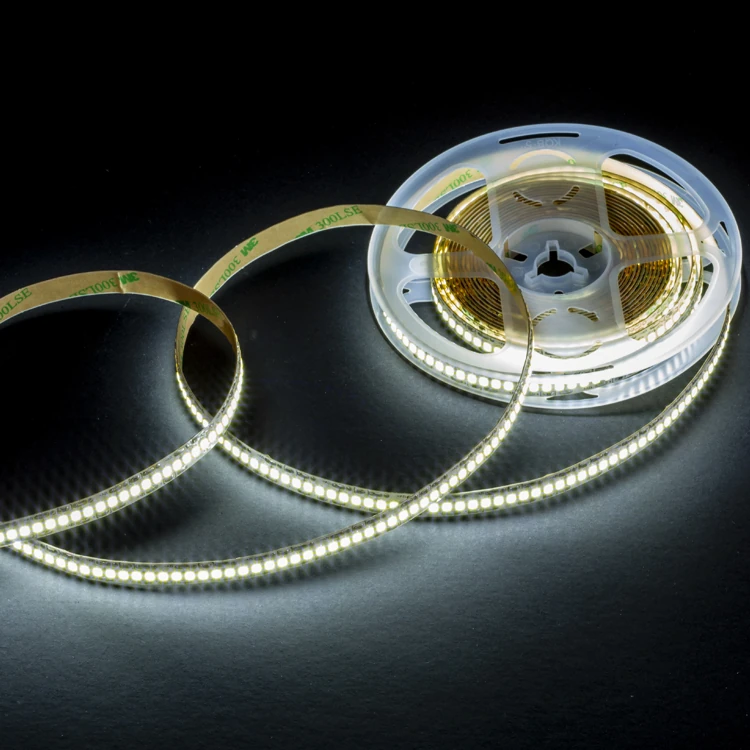 Beyaz Şerit LED 6500K 12V 2835 İç Mekan Tek Çip 240 LED'li 5 Metre